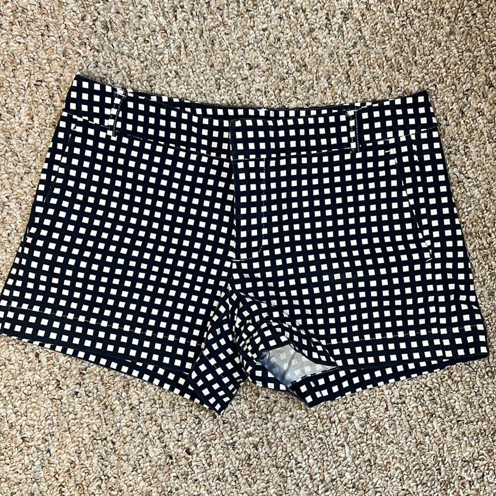Banana Republic Navy & White Checkered Short Shorts Size 4
